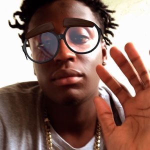 Meet your Posher, Zay